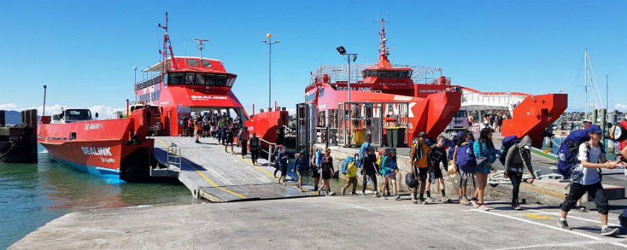 School group disembarking SeaLink ferry