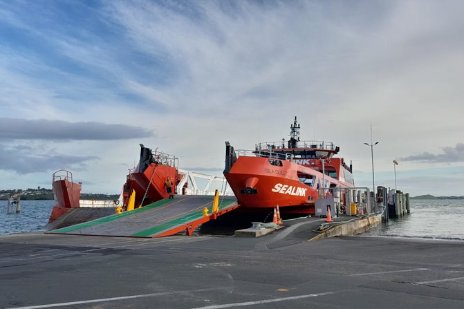 SeaLink Seaquest